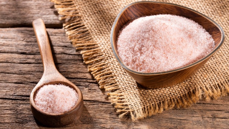 5 health benefits of eating Black Salt in Hindi - काला नमक खाने के 5 स्वास्थ्य लाभ